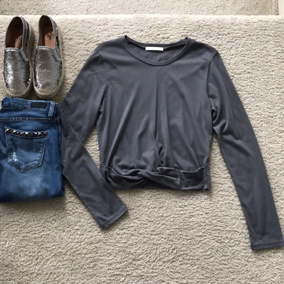 Tops - Long Sleeve Twist Front Top